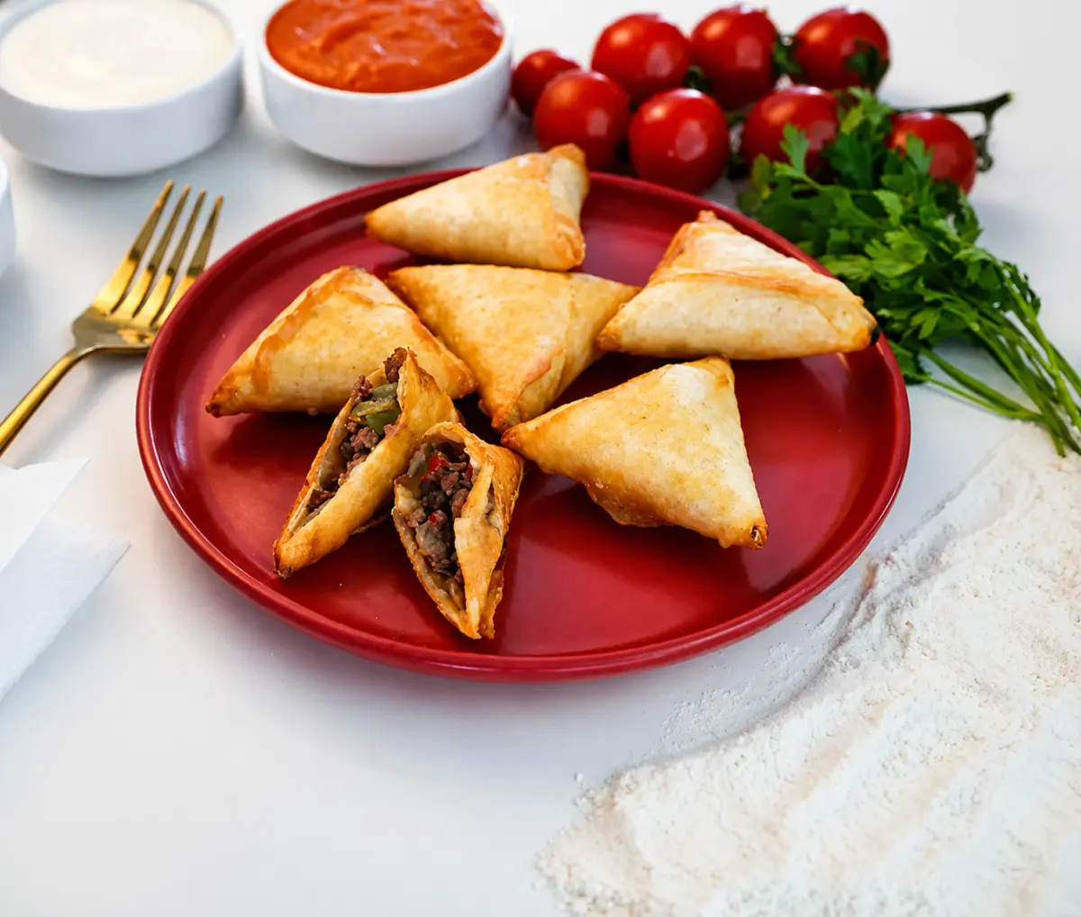 MUSKA BÖREĞİ KIYMALI